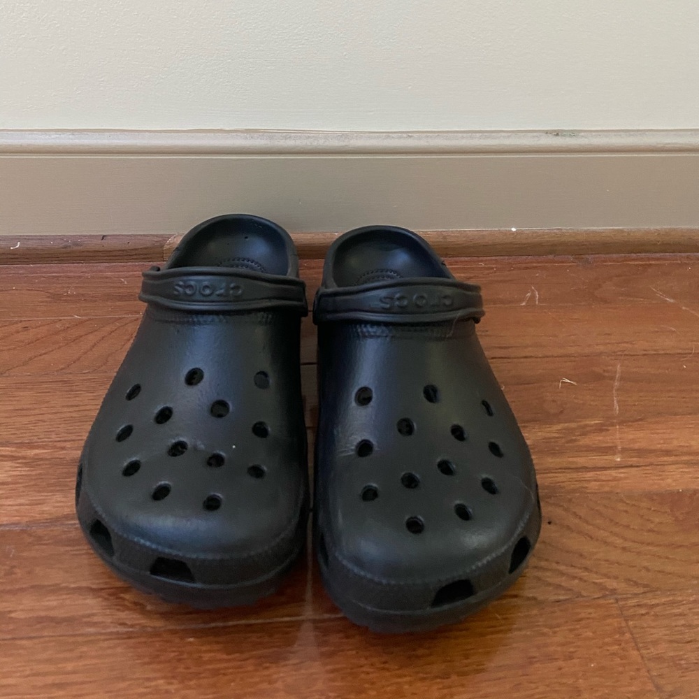 Black Men’s crocs